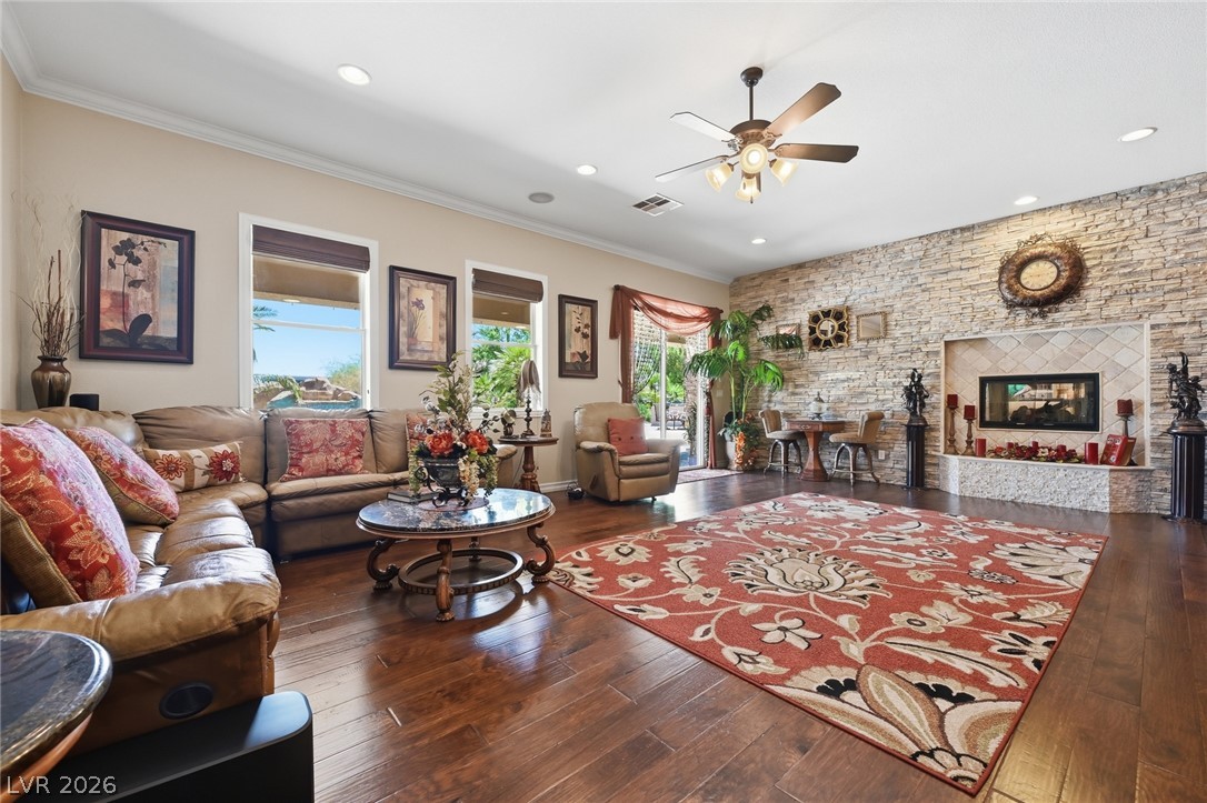 9759 Amador Ranch Avenue Property Photo 19