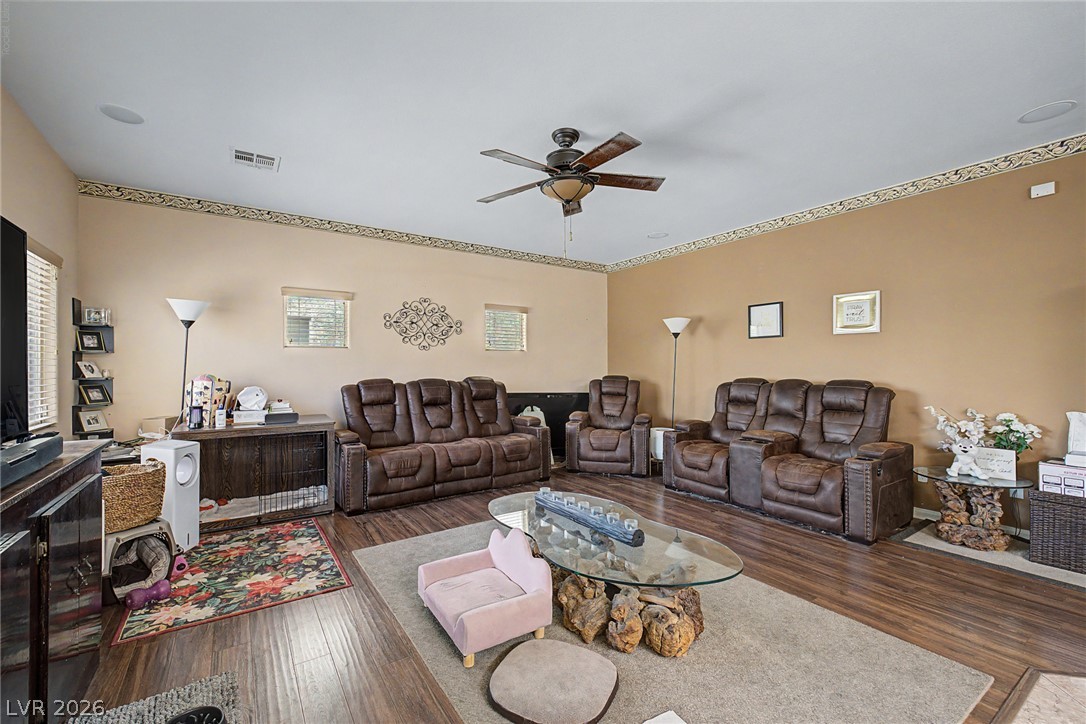 6017 Leaping Foal Street Property Photo 10