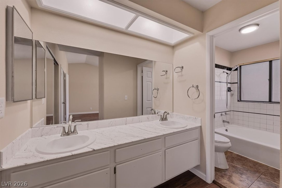 2410 Pickwick Drive Property Photo 17
