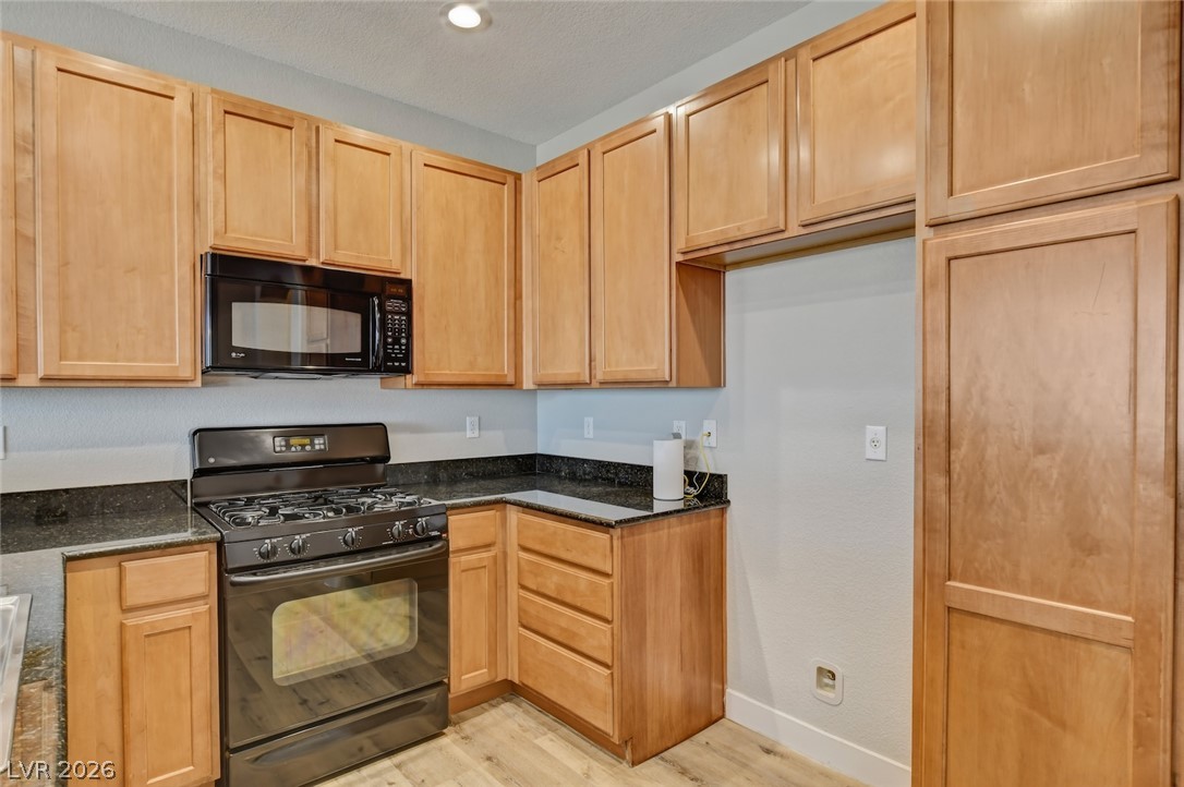 2824 Kinknockie Way Property Photo 16