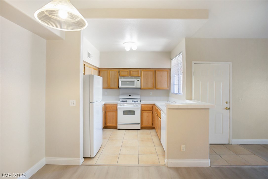 7632 Pacific Hills Avenue 203 Property Photo 8