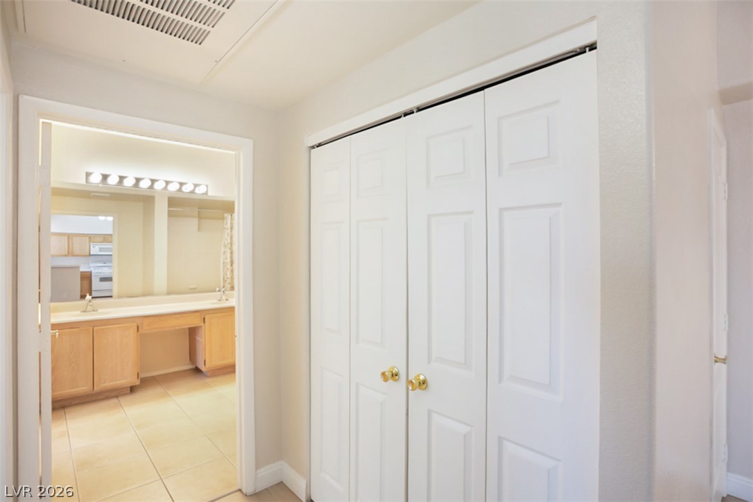 7632 Pacific Hills Avenue 203 Property Photo 12