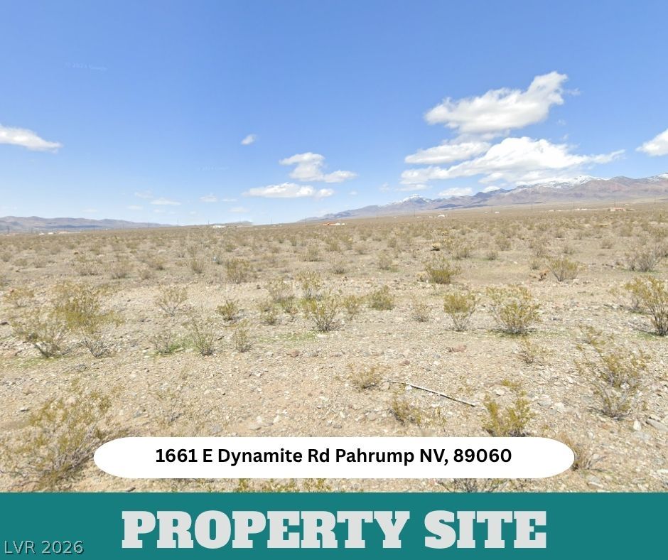1661 West Dynamite Road Property Photo 2