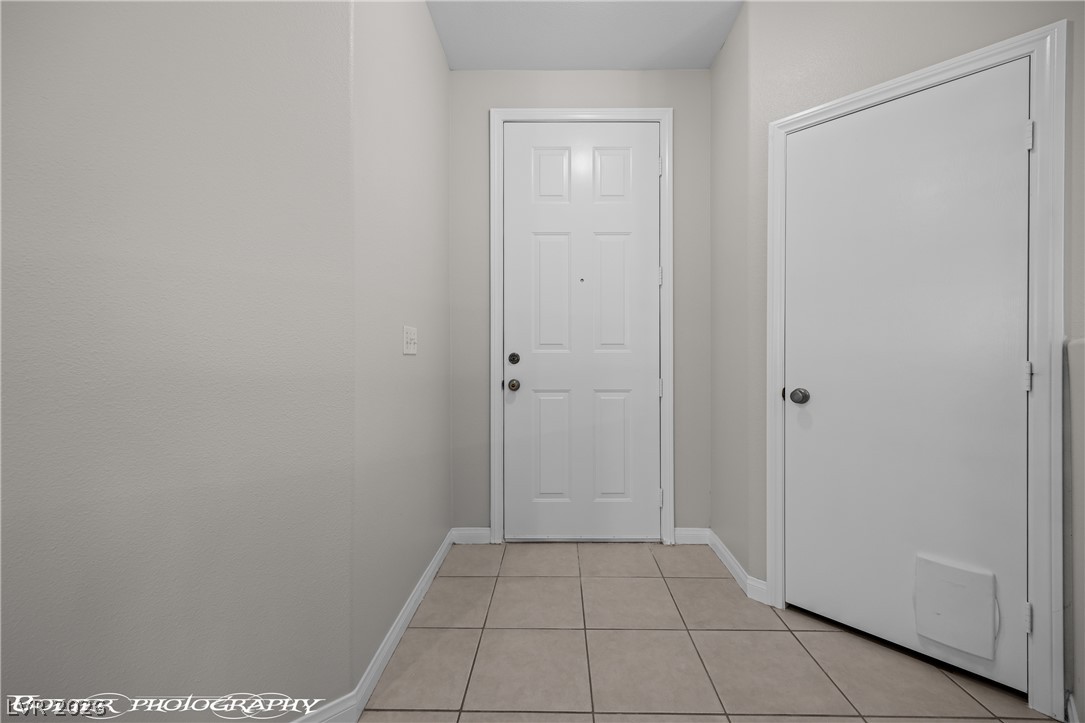 471 Canyon View Way Property Photo 9