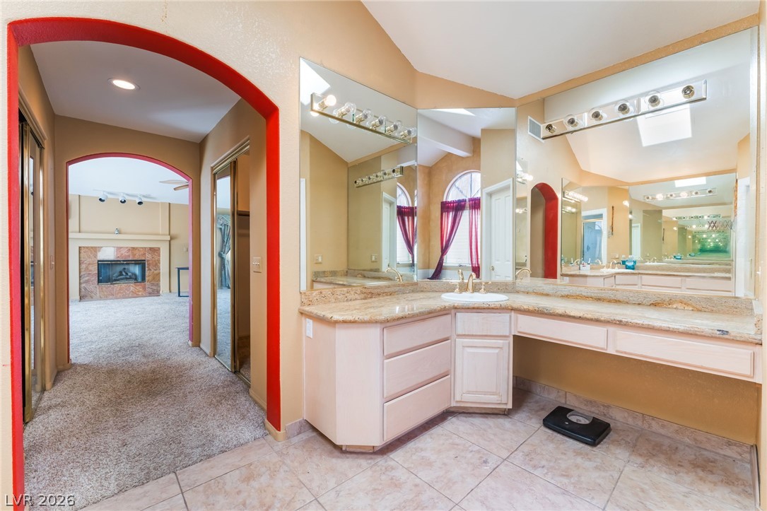 2000 White Falls Property Photo 26