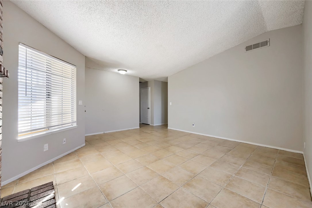 2247 Sierra Sunrise Street Property Photo 12