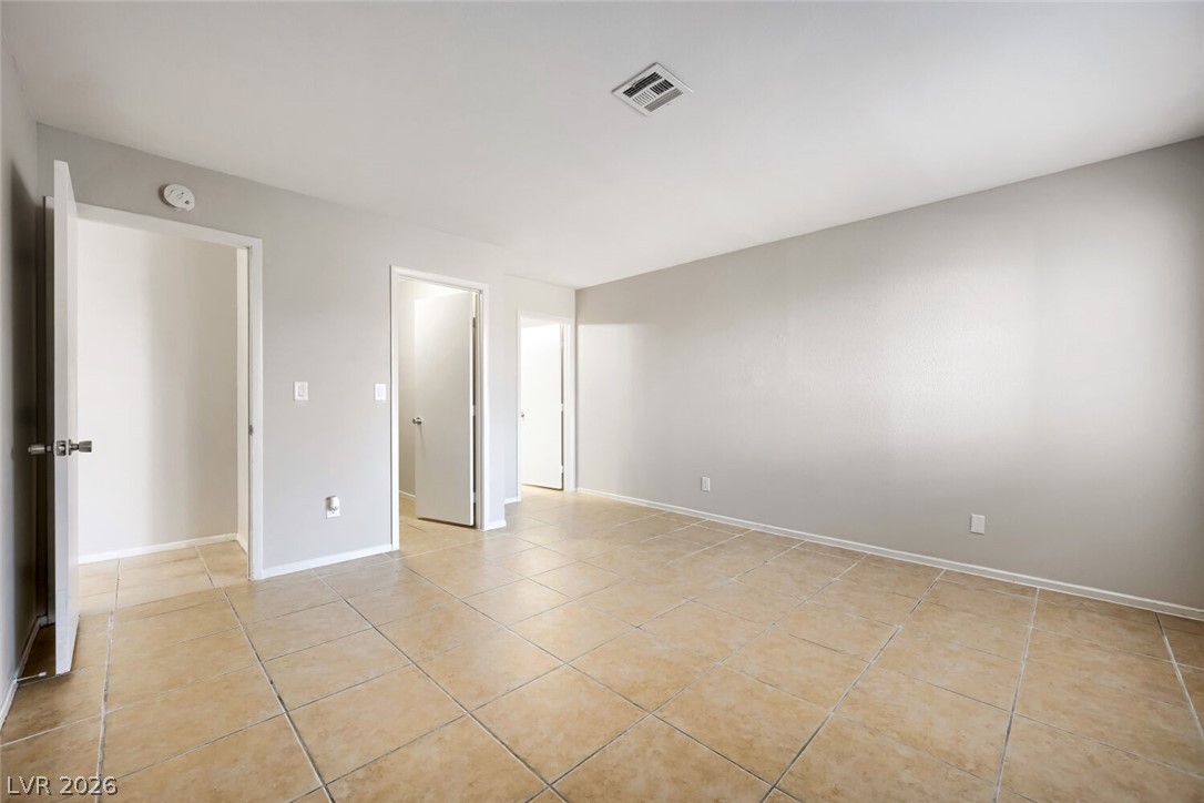 2247 Sierra Sunrise Street Property Photo 13
