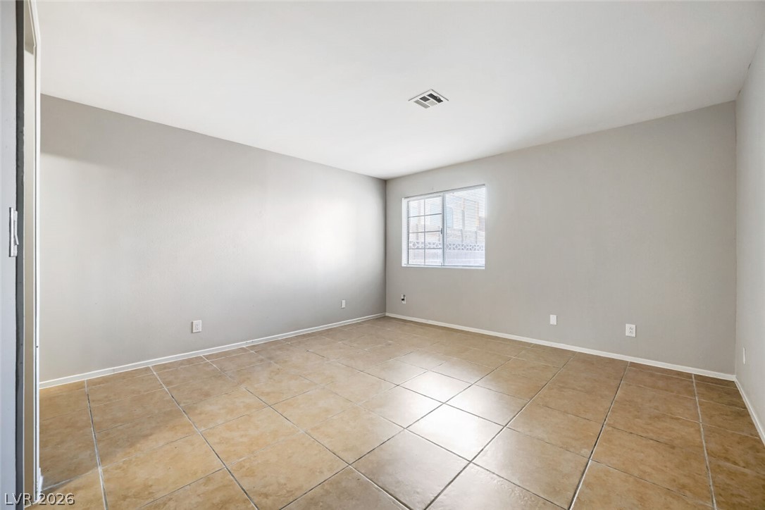 2247 Sierra Sunrise Street Property Photo 15