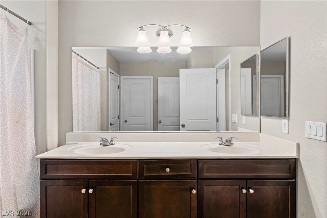 10746 Fenway Park Avenue Property Photo 16
