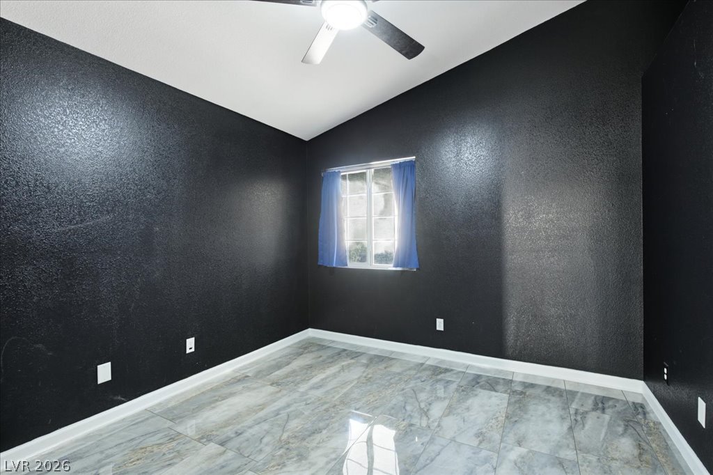 101 Aruba Isle Drive Property Photo 12