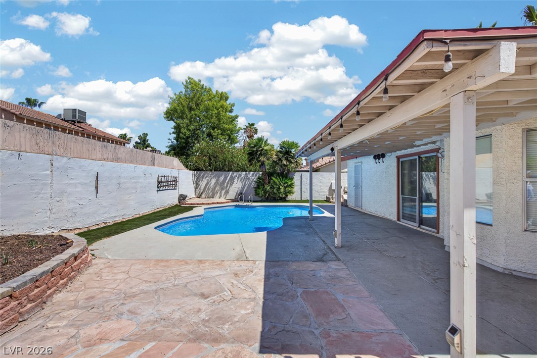 2609 Shakespeare Road Property Photo 35