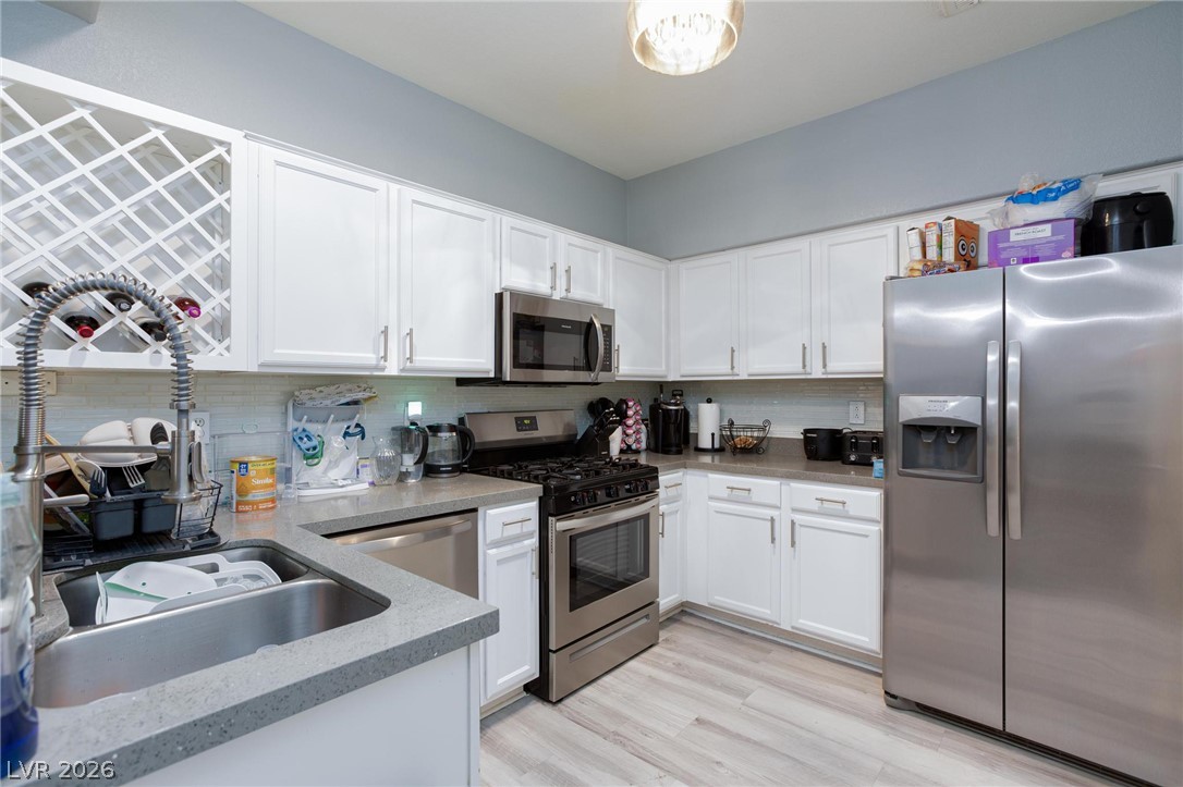 8725 West Flamingo Road 109 Property Photo 13