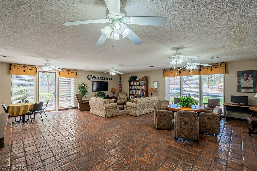 725 North Royal Crest Circle 231 Property Photo 23