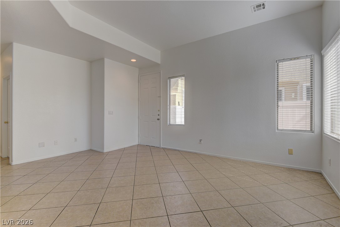 5536 Overlook Valley Street Property Photo 6