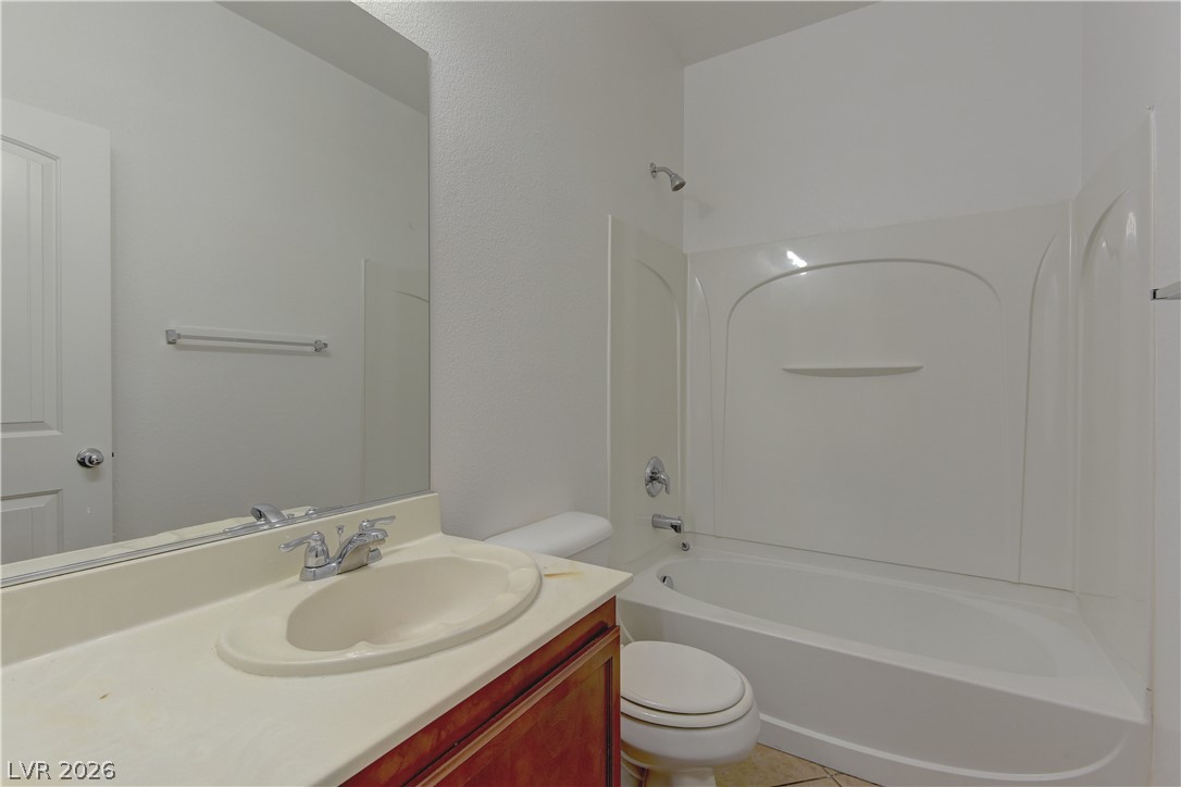 5536 Overlook Valley Street Property Photo 9