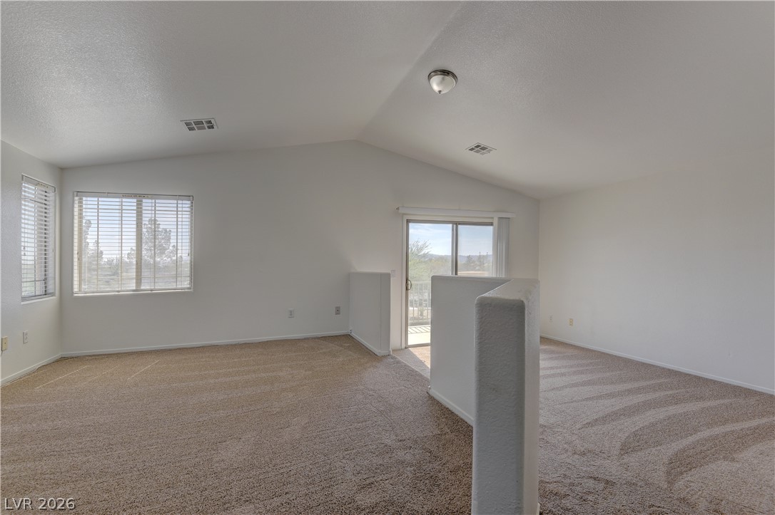 5536 Overlook Valley Street Property Photo 13