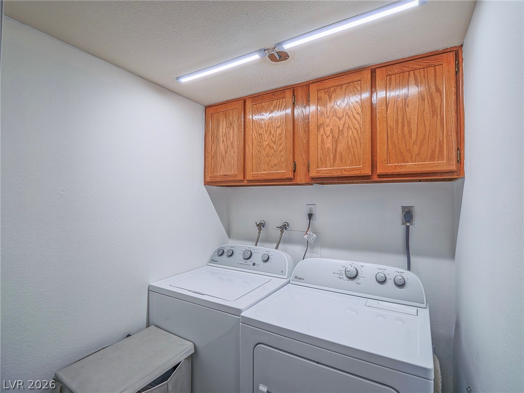 730 Royal Crest 422 Property Photo 13