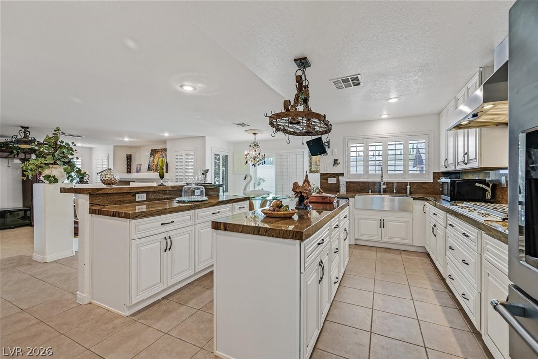 1465 Via Savona Drive Property Photo 21