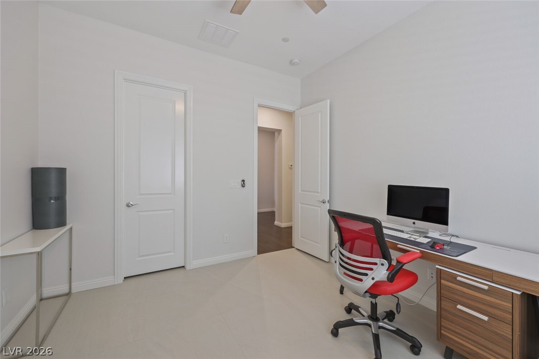 3084 Porte La Paz Avenue Property Photo 33