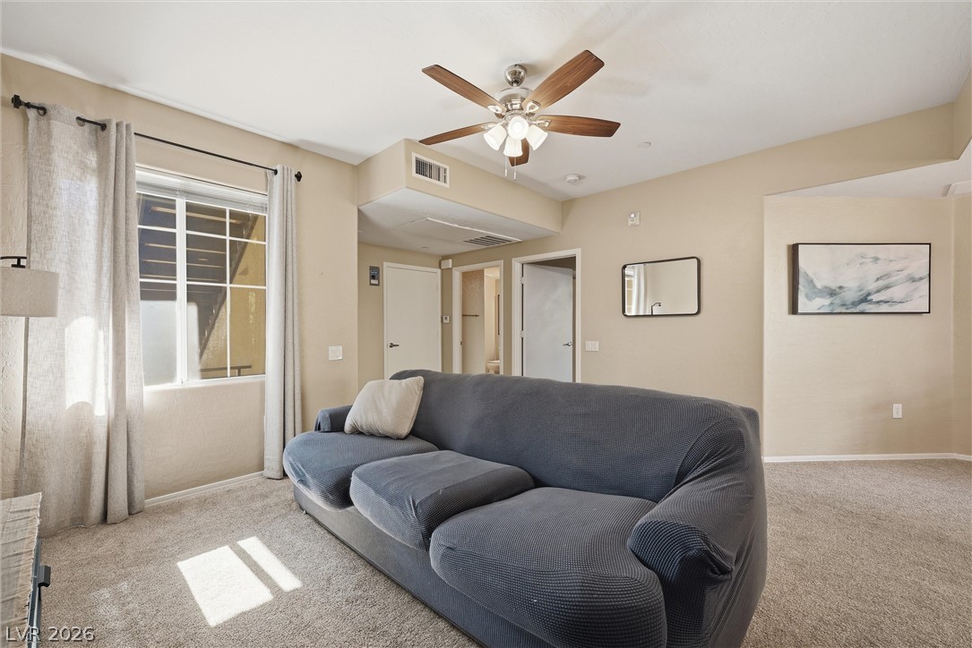 6868 Sky Pointe Drive 1053 Property Photo 5