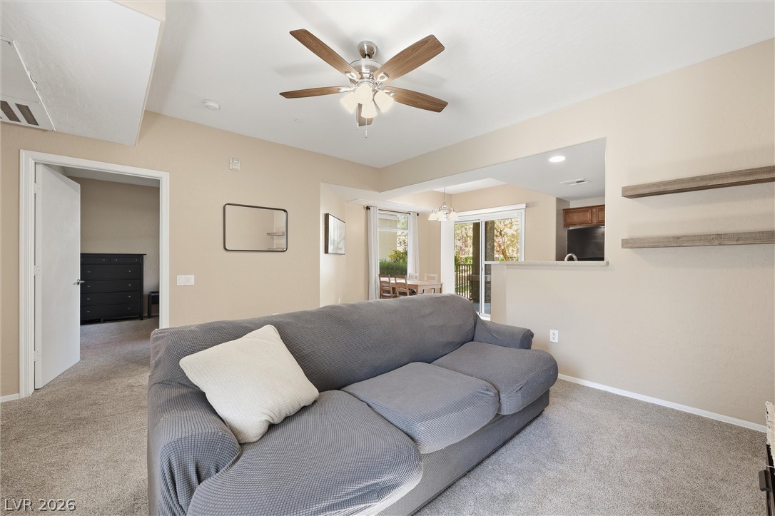 6868 Sky Pointe Drive 1053 Property Photo 6