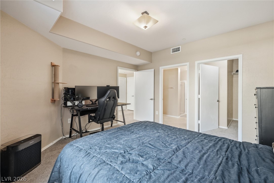 6868 Sky Pointe Drive 1053 Property Photo 11
