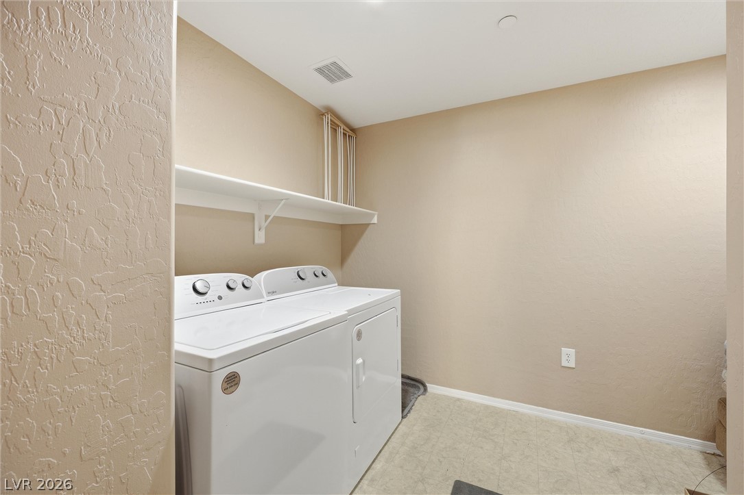 6868 Sky Pointe Drive 1053 Property Photo 14