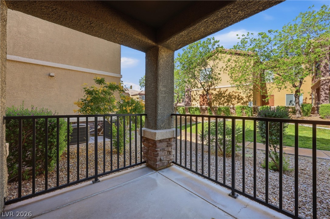 6868 Sky Pointe Drive 1053 Property Photo 15