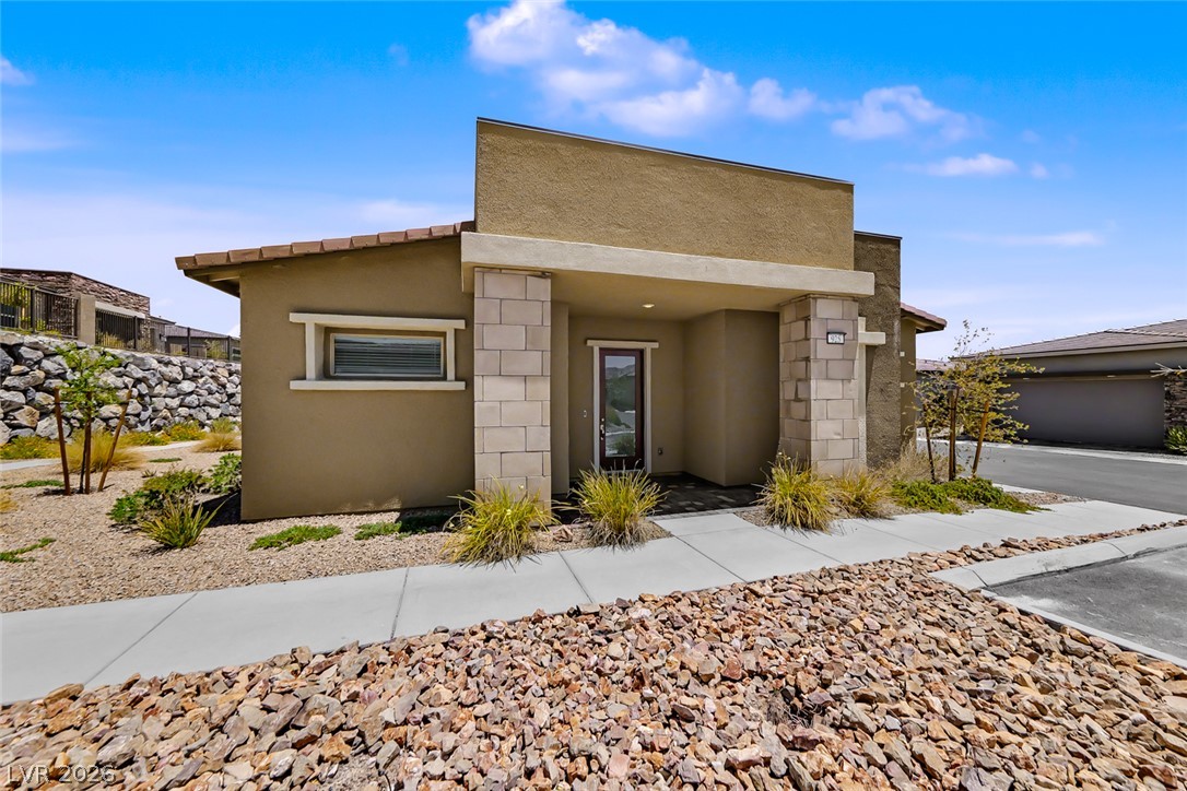 925 Allister Fields Lane Property Photo 4