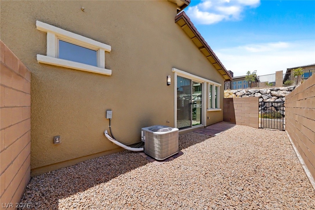 925 Allister Fields Lane Property Photo 46
