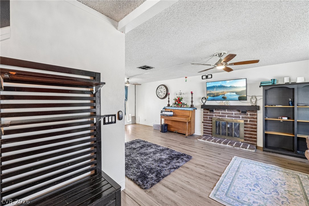 6833 High Bluff Way Property Photo 8