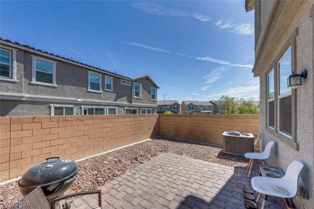 5312 Silver Branch Property Photo 4