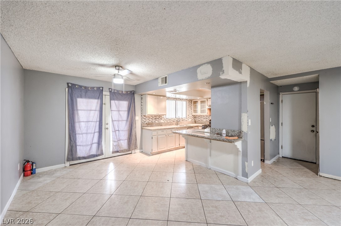 3333 Racquet Street Property Photo 10