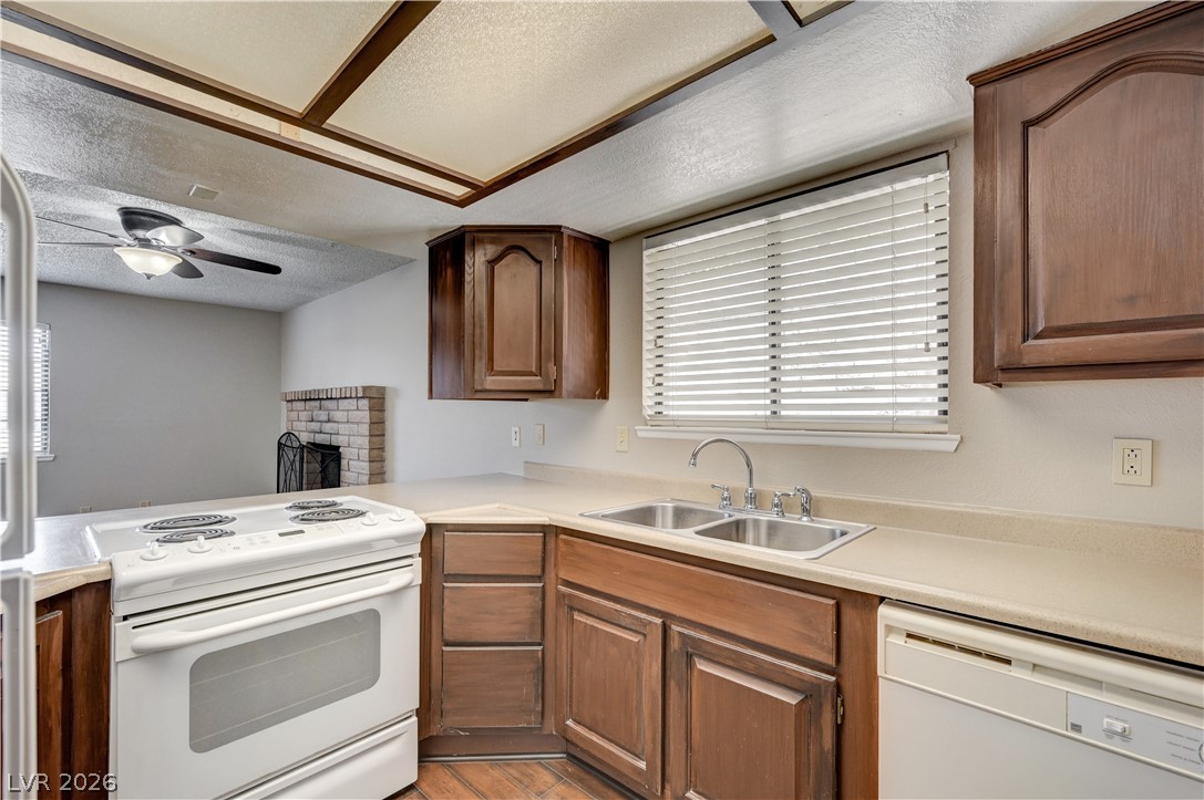 1309 Darlene Way A Property Photo 13