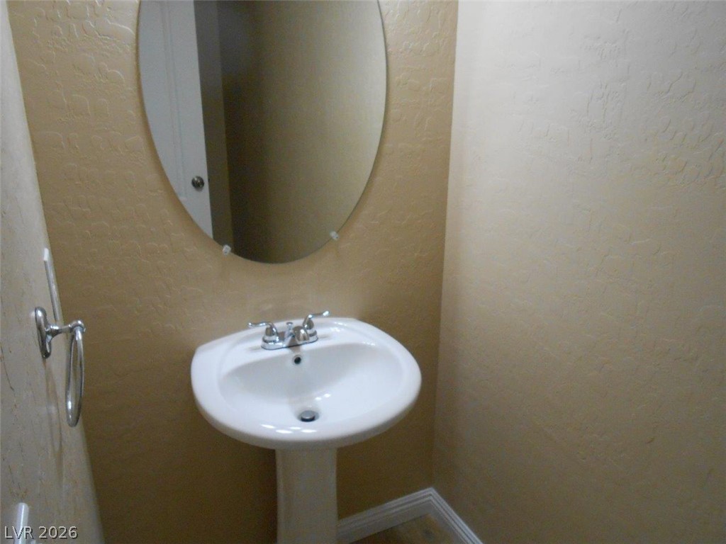8339 Waylon Property Photo 7