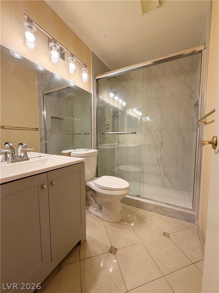 5724 West Viking Road Property Photo 18