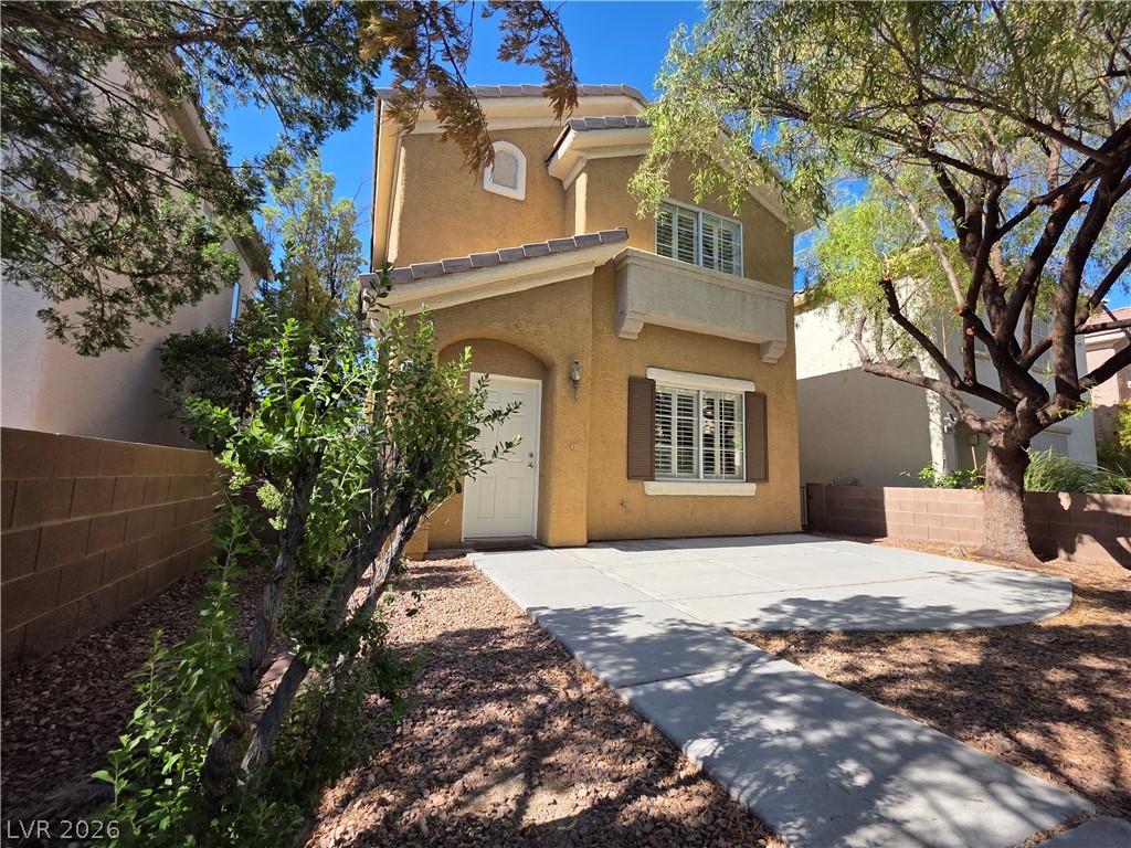 10021 VIA TORO Avenue . Property Photo 1
