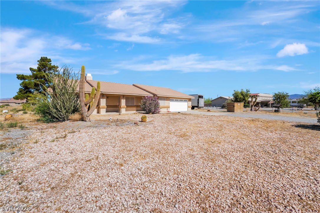 2620 Sagebrush Avenue Property Photo 3