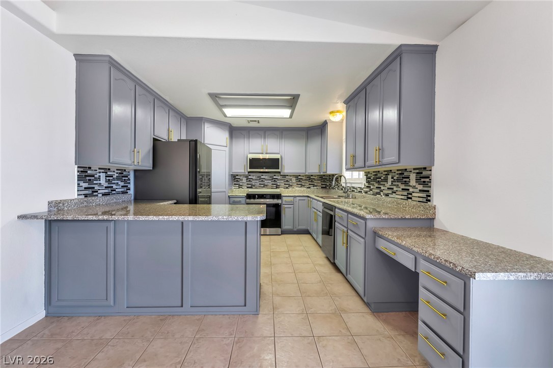 2620 Sagebrush Avenue Property Photo 12