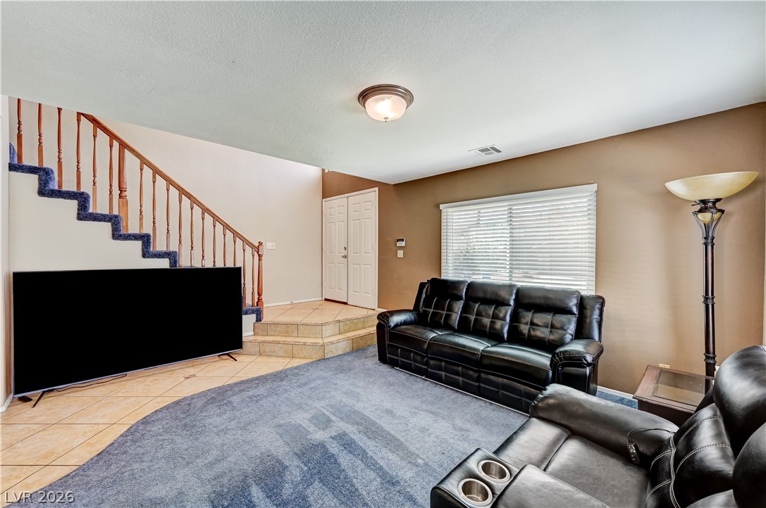 1484 Flintrock Road Property Photo 8