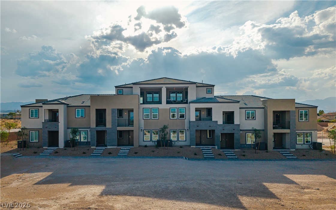 5639 Amethyst Valley Street Property Photo 2