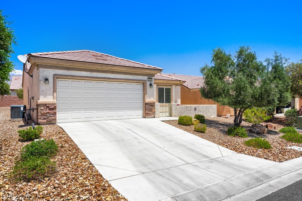 2910 Horned Owl Way Property Photo 2