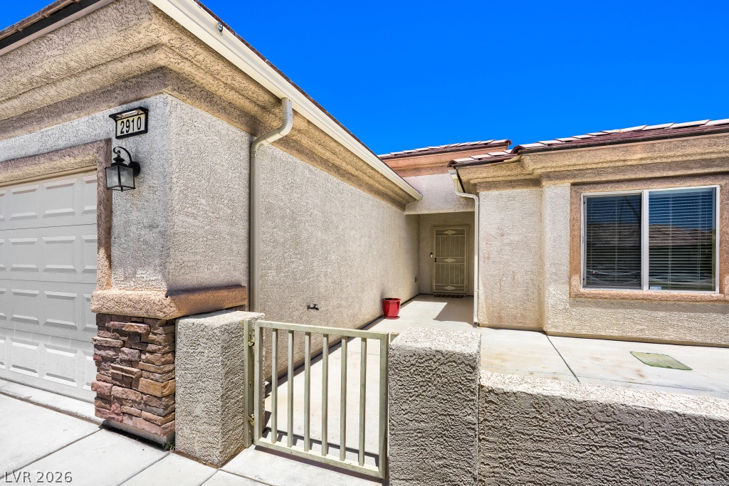 2910 Horned Owl Way Property Photo 3