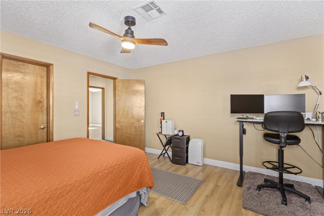 9105 Safeport Cove Court Property Photo 29