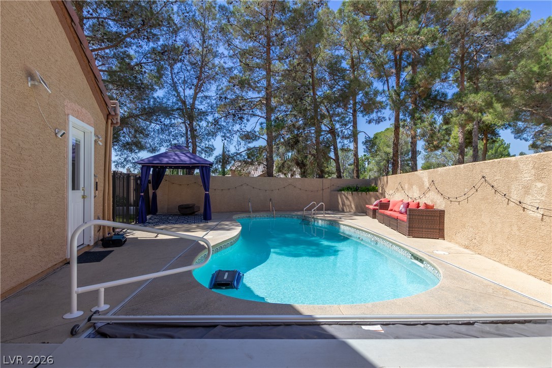 9105 Safeport Cove Court Property Photo 30