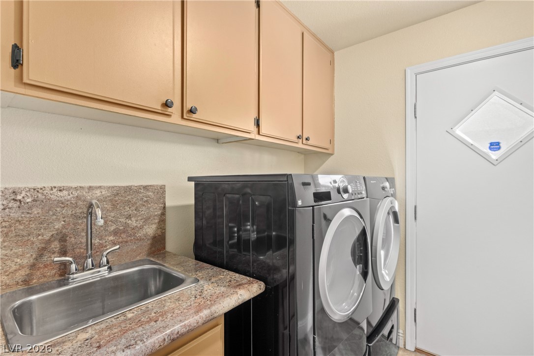 9105 Safeport Cove Court Property Photo 32
