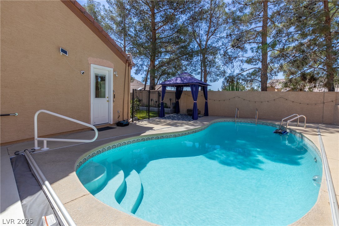 9105 Safeport Cove Court Property Photo 35