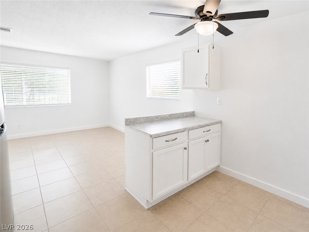 2870 South Sandhill Road Property Photo 25