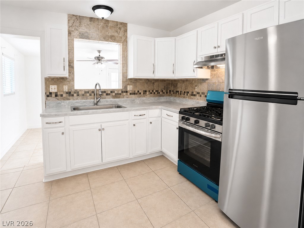 2870 South Sandhill Road Property Photo 29