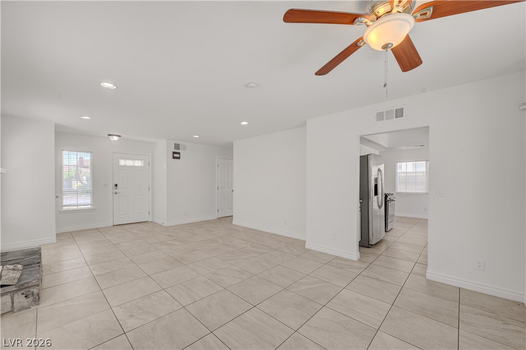 6348 Copperfield Avenue Property Photo 24